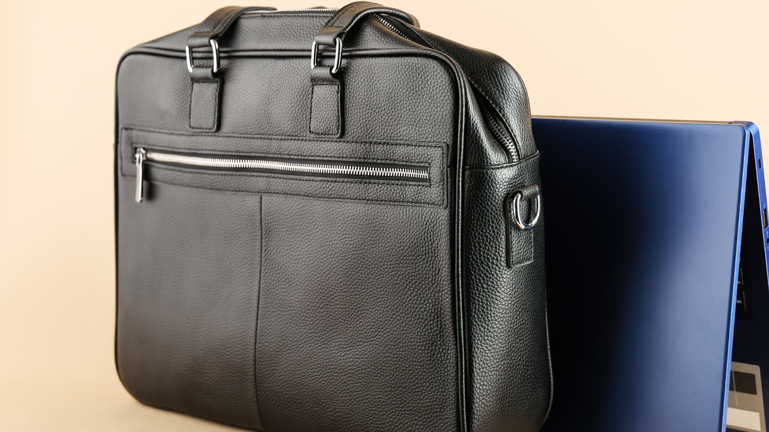 5 Features To Look For In Laptop Bags For Frequent Flyers